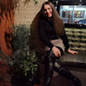 Meet your Posher, Valentina